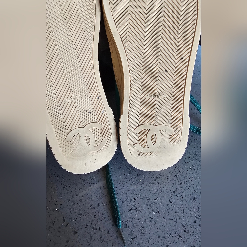 Chanel Sneaker Made In Italy💚 - Picture 15 of 17